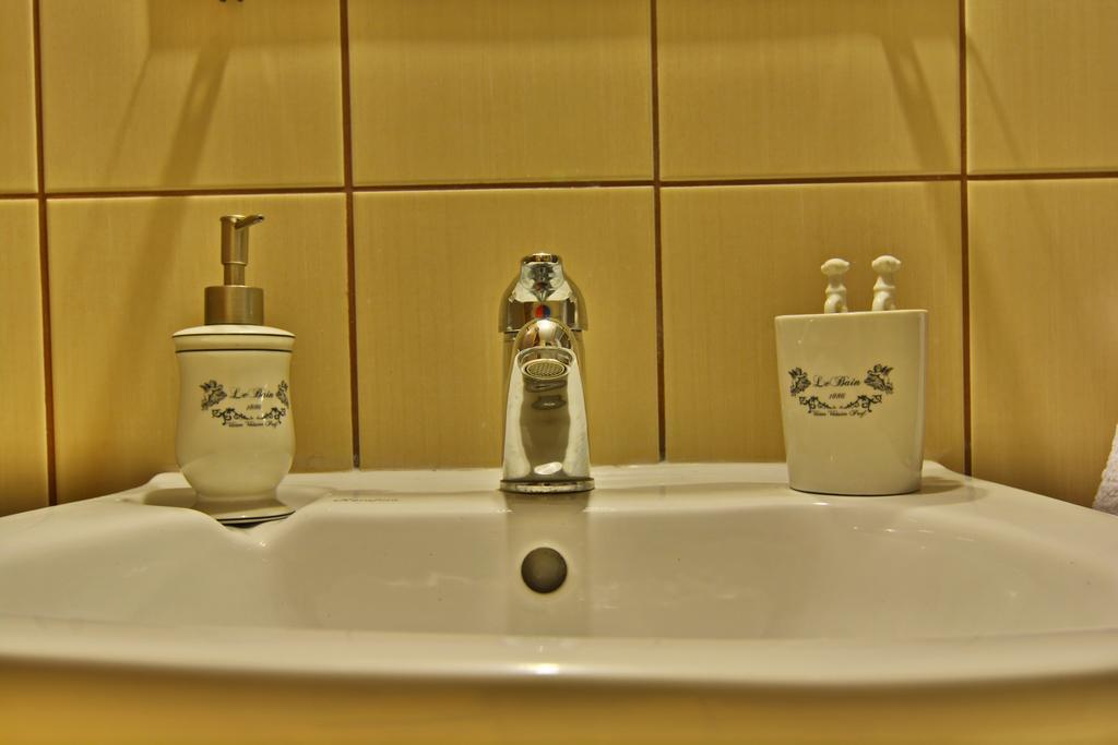 Gartagani Guest House Стемница Экстерьер фото