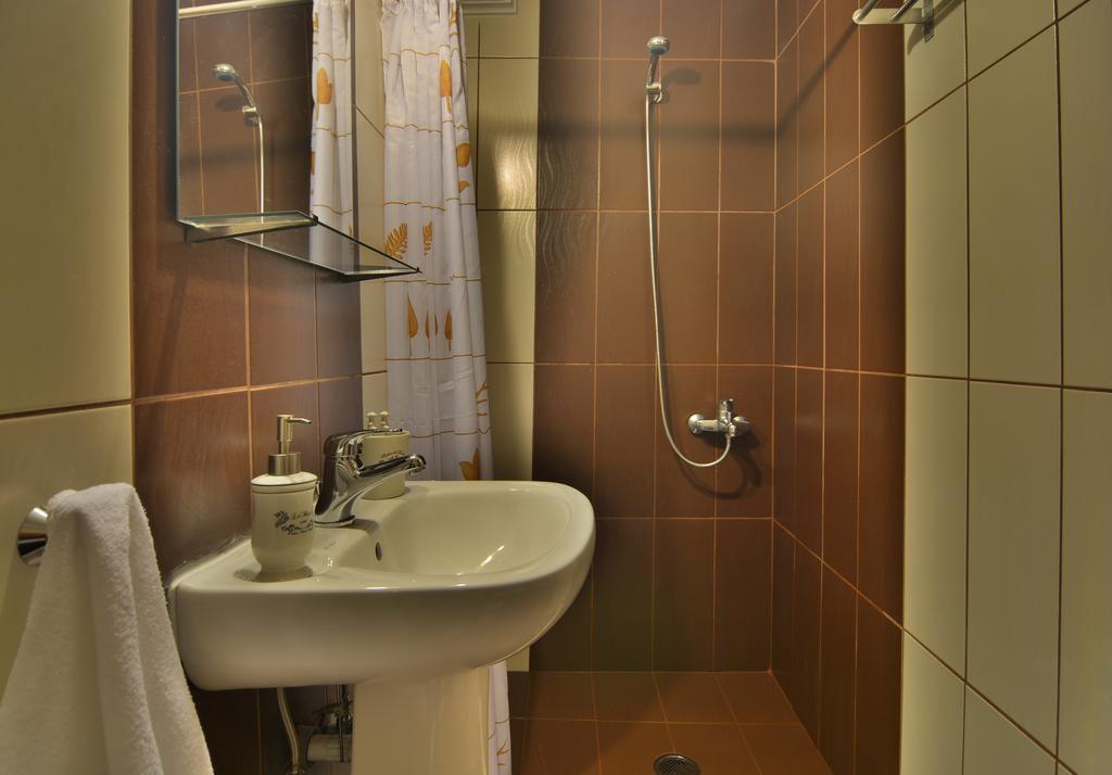 Gartagani Guest House Стемница Экстерьер фото