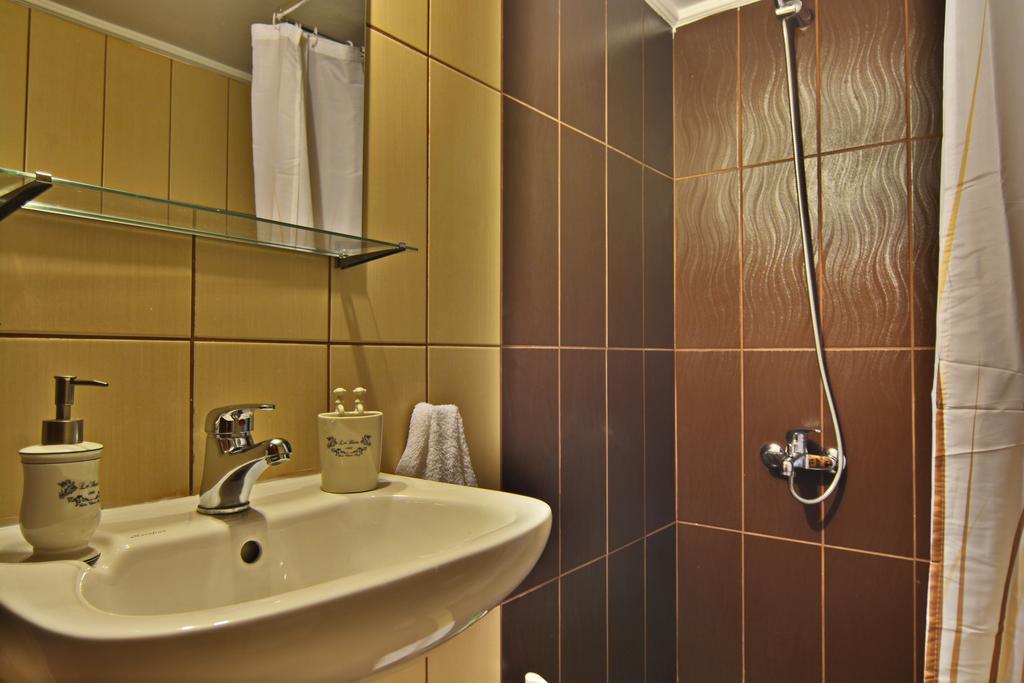 Gartagani Guest House Стемница Экстерьер фото